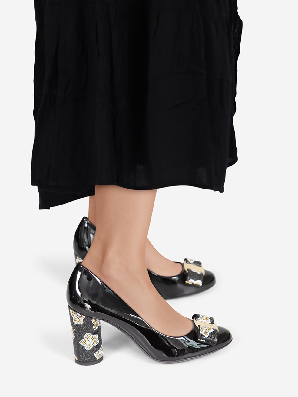 Salvatore Ferragamo Pre-Owned Black Patent Bow Mosaic Pumps