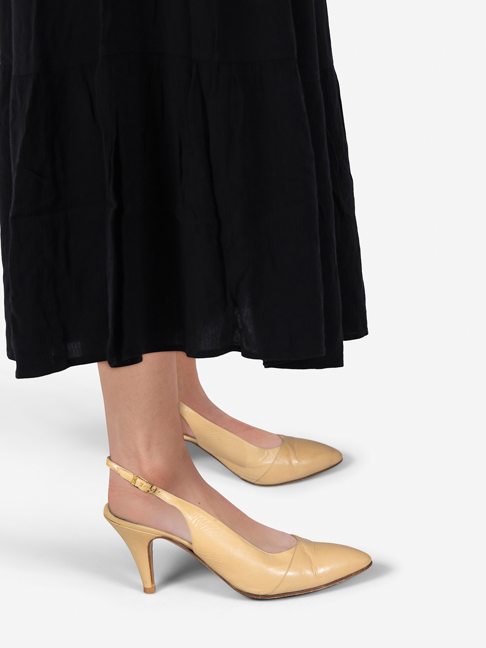 Chanel Pre-Owned Beige Leather Pointed Toe Slingback Heels