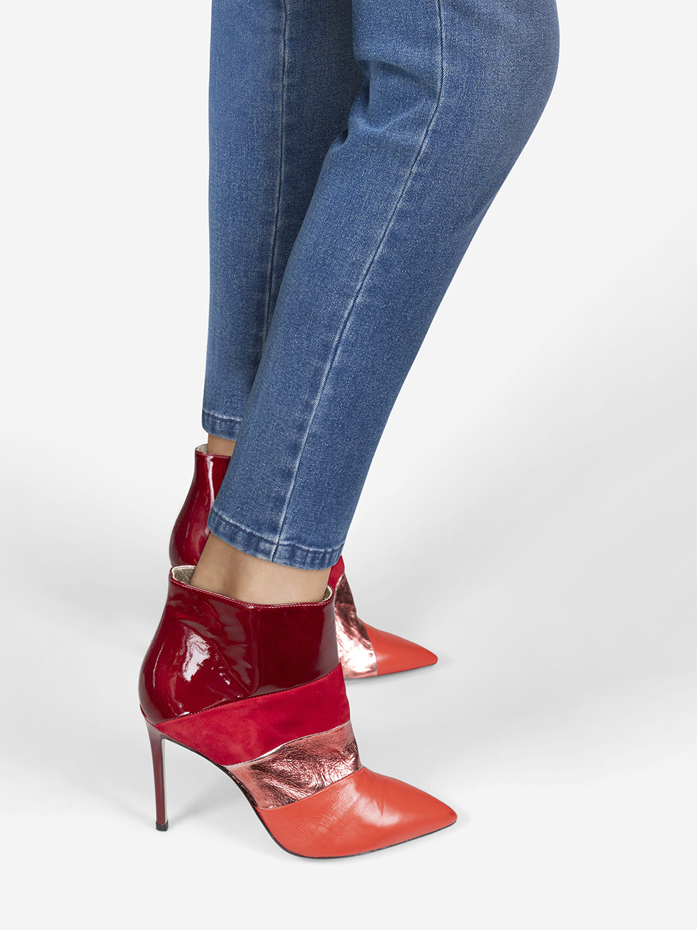 Charles Jourdan Pre-Owned Red Panelled Leather Ankle Boots