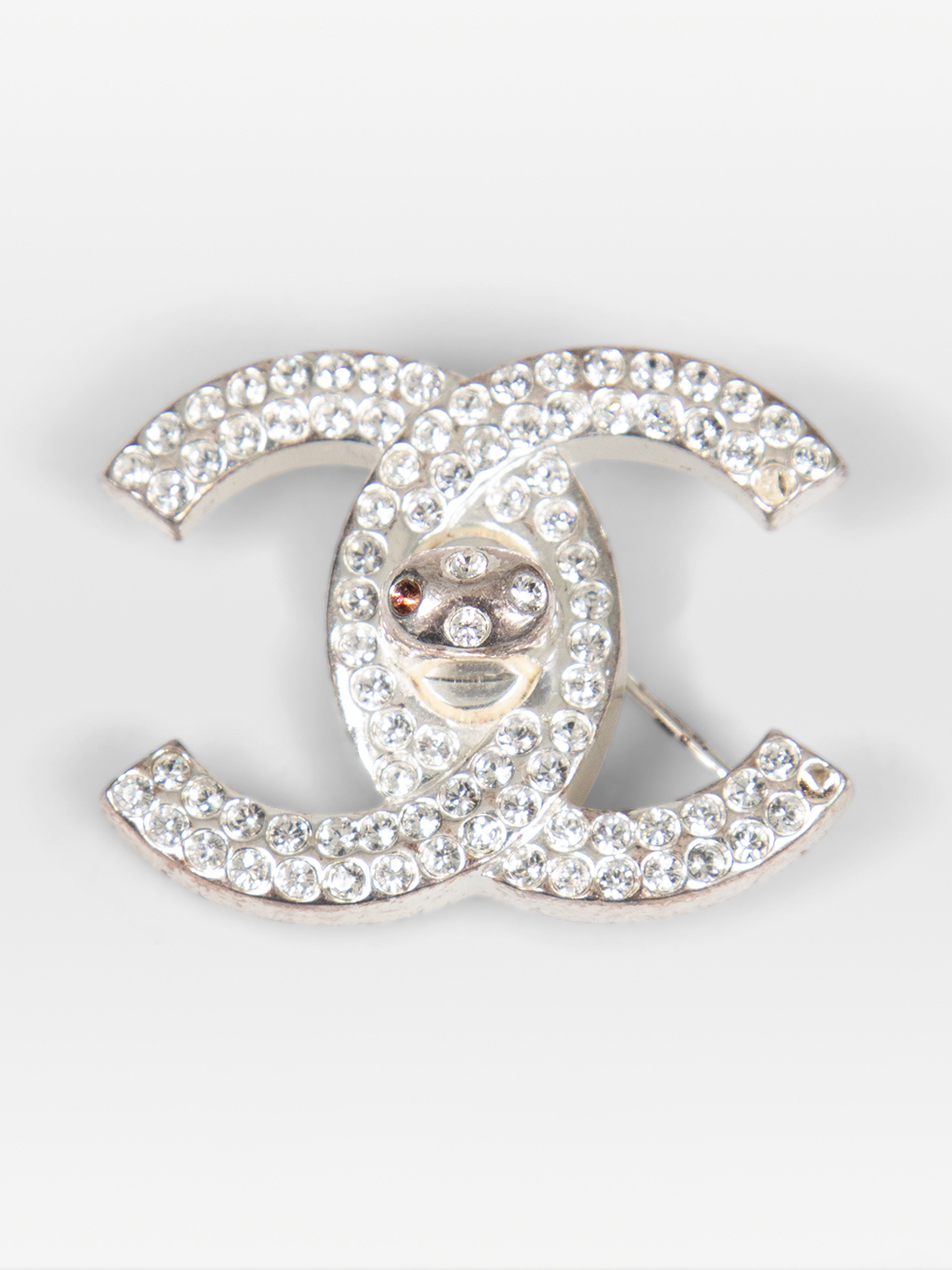 Chanel Pre-Owned Silver CC Embellished Brooch