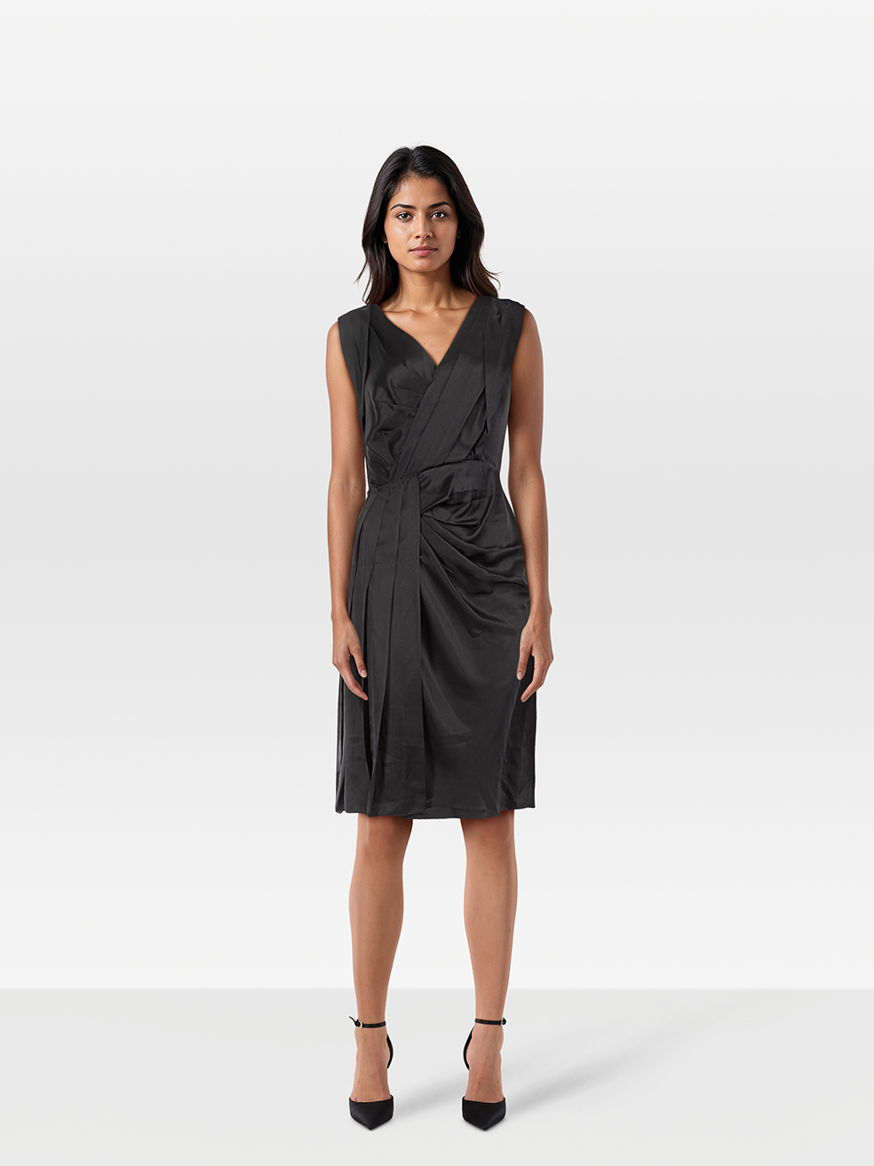 Prada Pre-Owned Black V-Neck Knee Length Pleated Dress