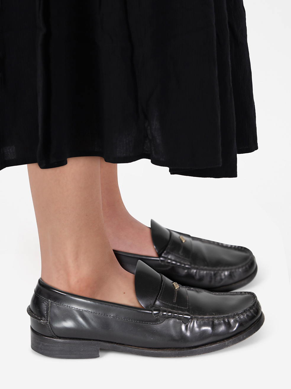 ba&sh Pre-Owned Black Leather Round Toe Loafers