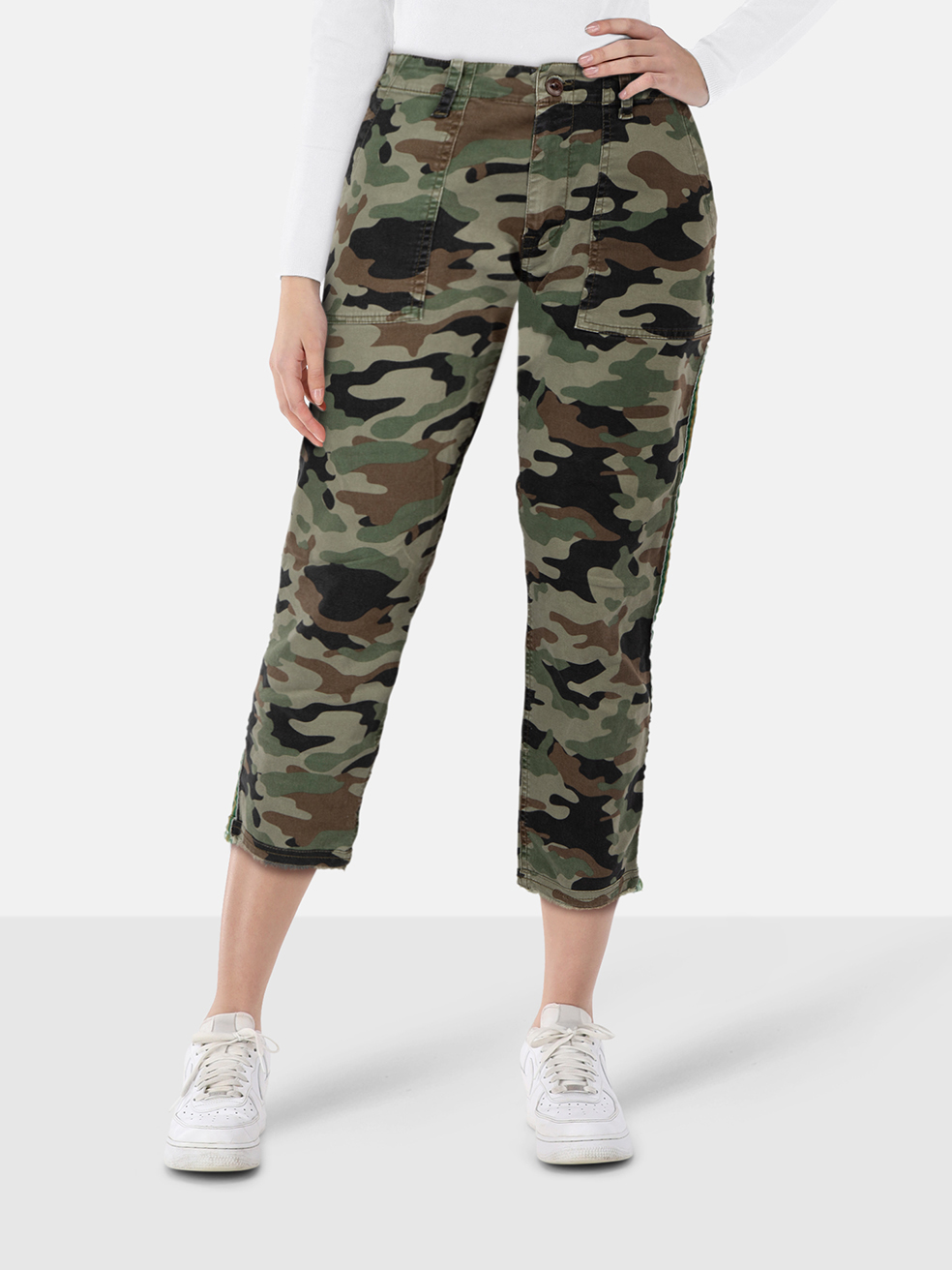 Nili Lotan Camouflage Cropped Trousers