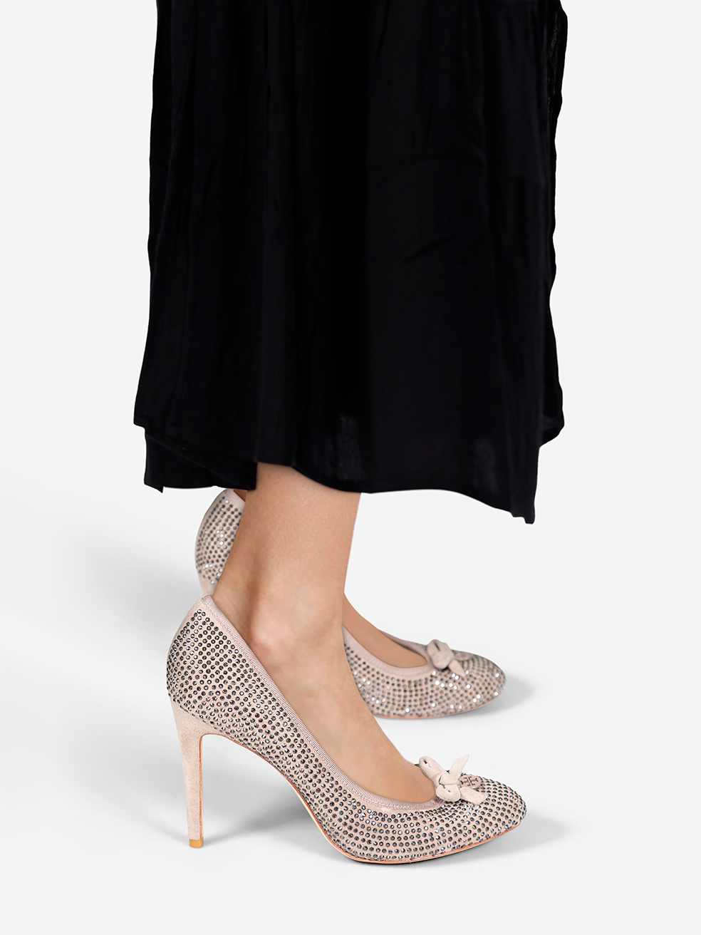 Tory Burch Pre-Owned Beige Suede Rhinestone Bow Detail Heels